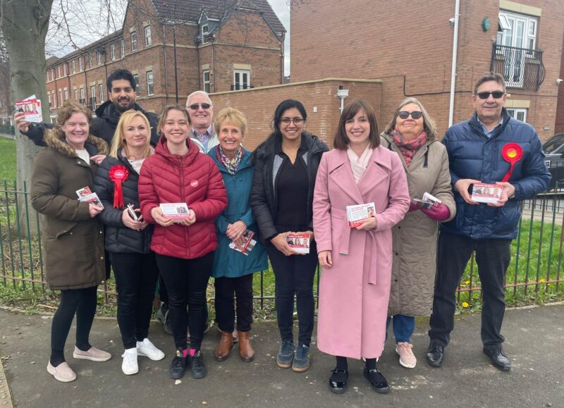 Bridget Phillipson MP door knocks in Penshaw