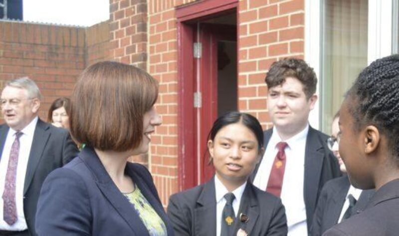 Bridget Phillipson MP visits St Thomas More Roman Catholic Academy with Alan Campbell MP